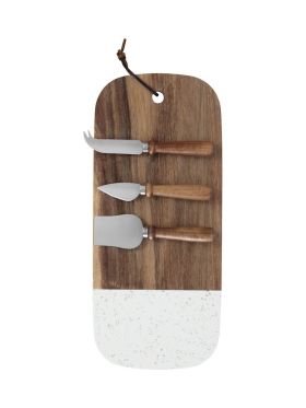 Ostbricka med tre knivar