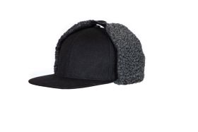 9082 KEPS MED ÖRONLAPPAR